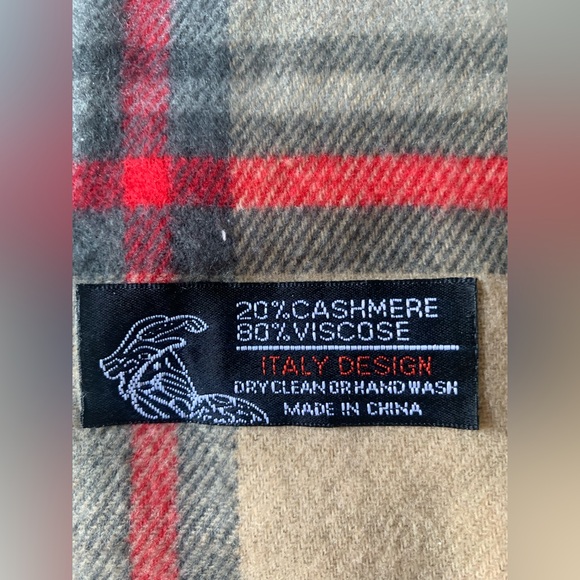 Scarf (20% cashmere) and 2 pair of gloves - Picture 6 of 6